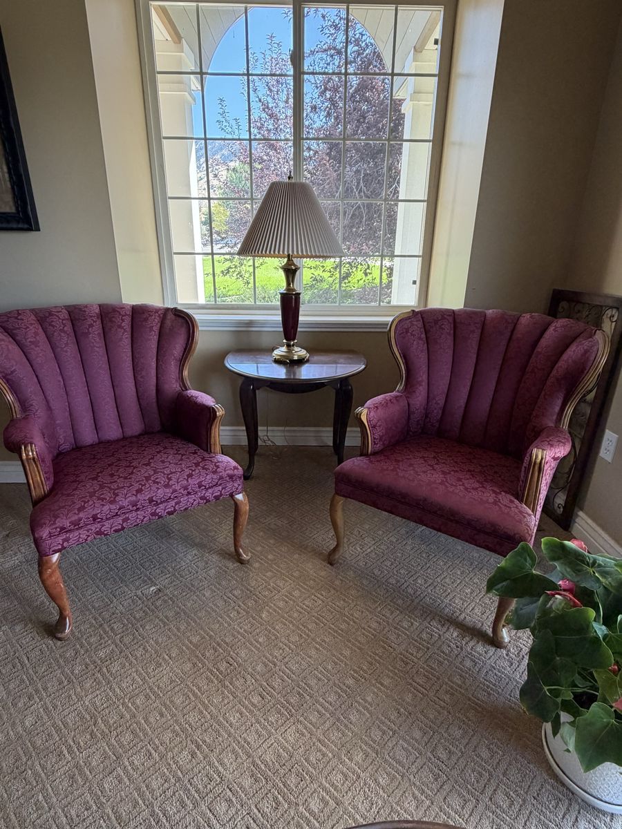 Formal living room furniture set