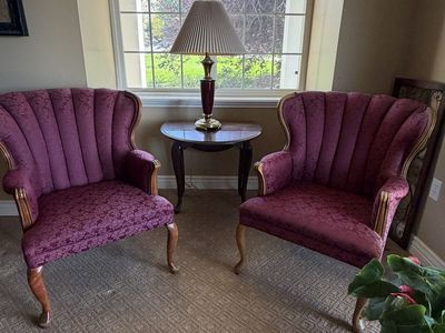 Formal living room furniture set