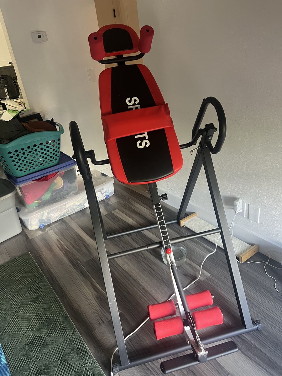 Inversion table