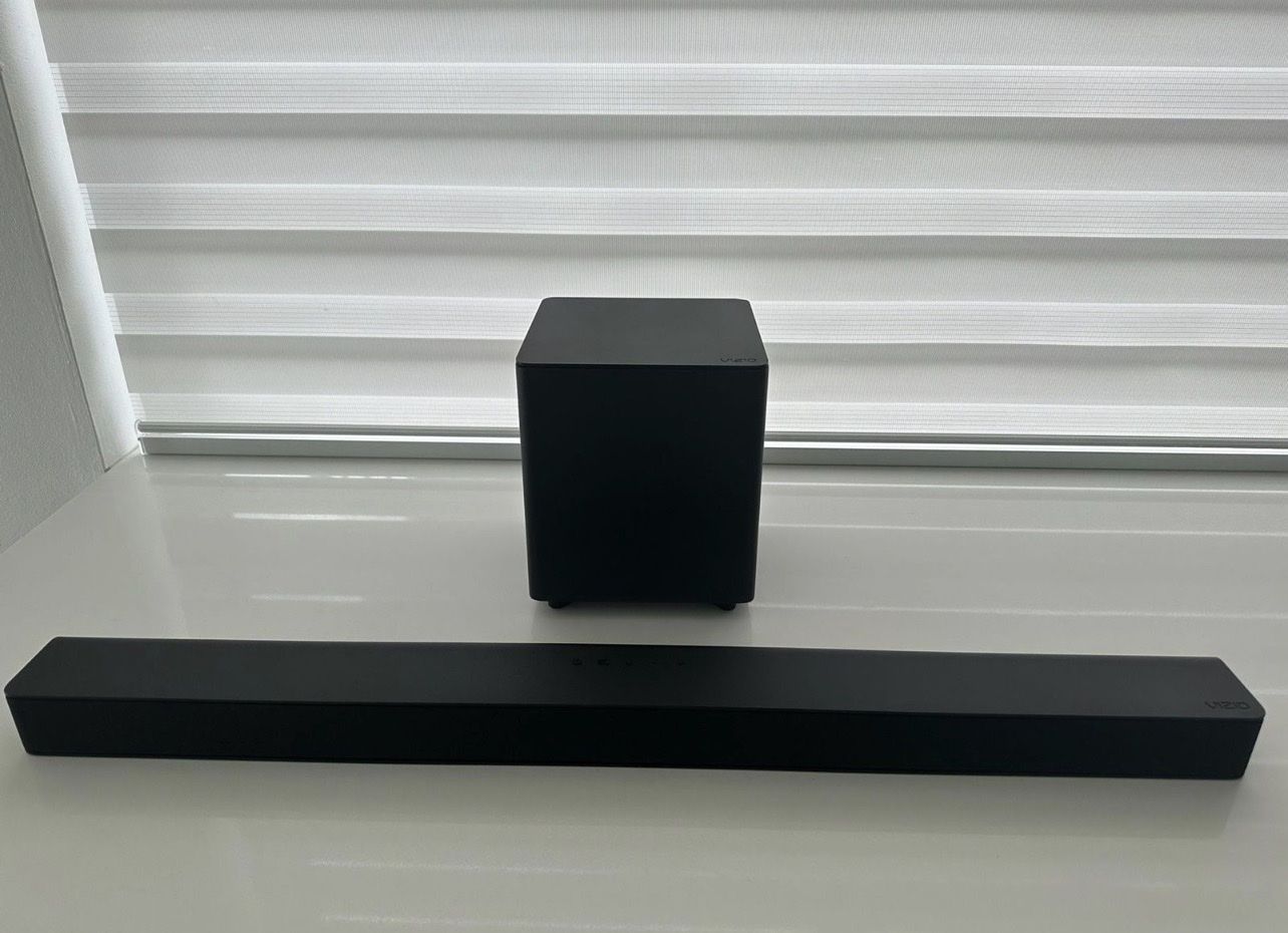 Vizio V-Series 2.1 Sound Bar System with Wireless Subwoofer (Model V21-H8)