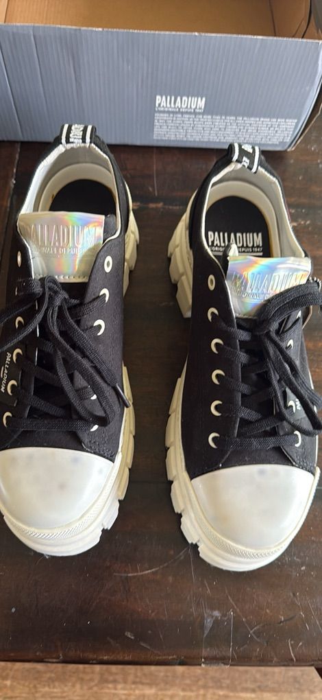 L'Origional Palladium Revolt Shoe Lo