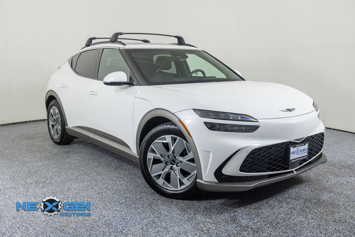 2025 Genesis GV60 Standard