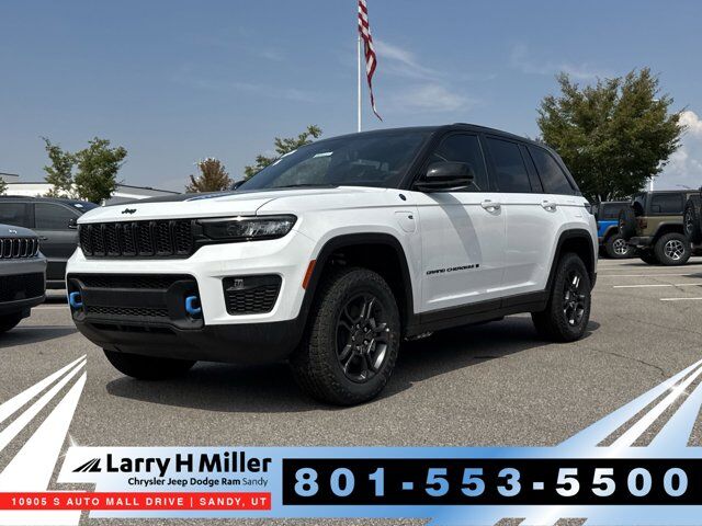 2025 Jeep Grand Cherokee Trailhawk