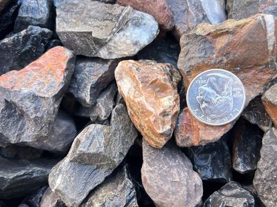 1.5” Charcoal Gravel