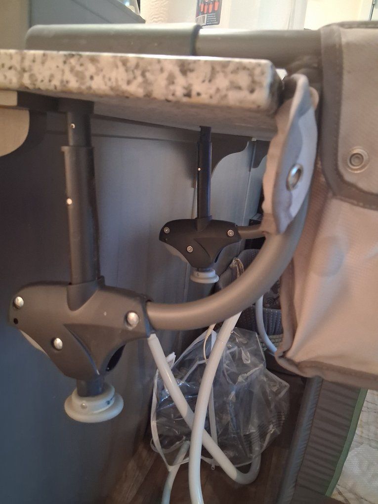 Main image 4