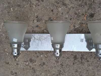 Bathroom 3 globe vanity light fixture