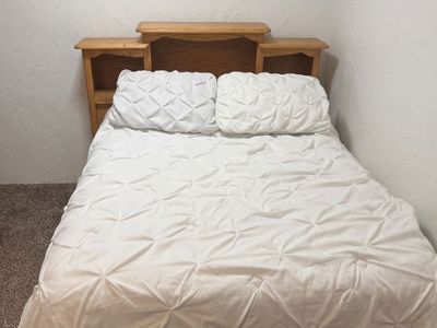 Full Size Bed Set with Bookcase Headboard & Beddin