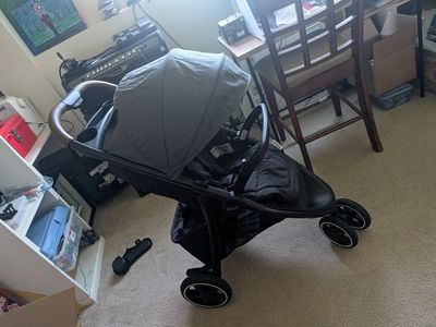 Graco SnugRide Lite Stroller & Infant Car Seat Travel System with Base