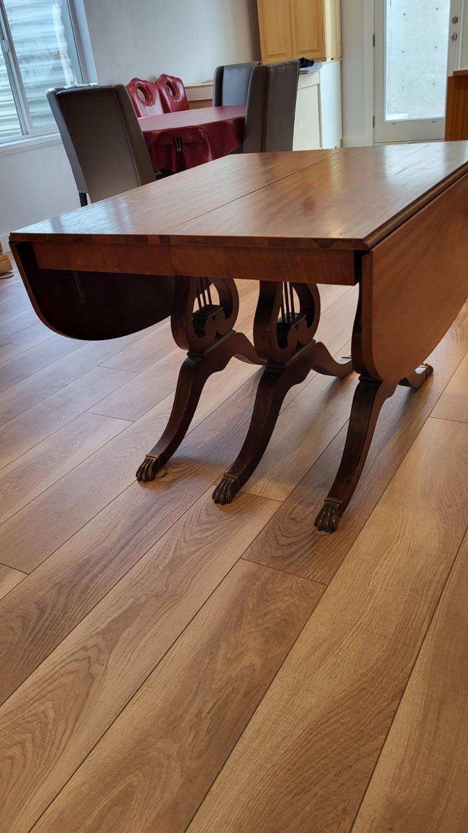 Drop Leaf Duncan Phyfe replica table with the harp design