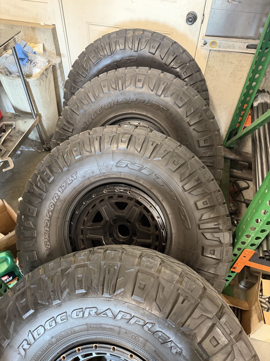Nitto Ridge Grappler 38-12.50x17