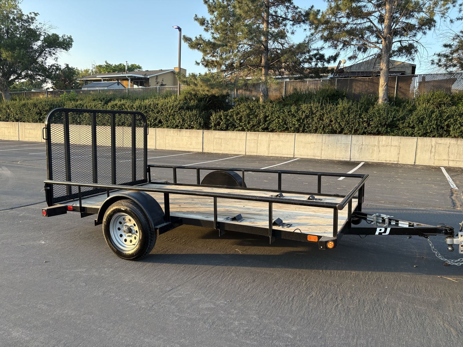 PJ 6.5x12 Utility Trailer