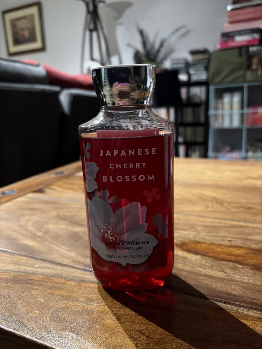 New Japanese Cherry Bloosom Shower Gel