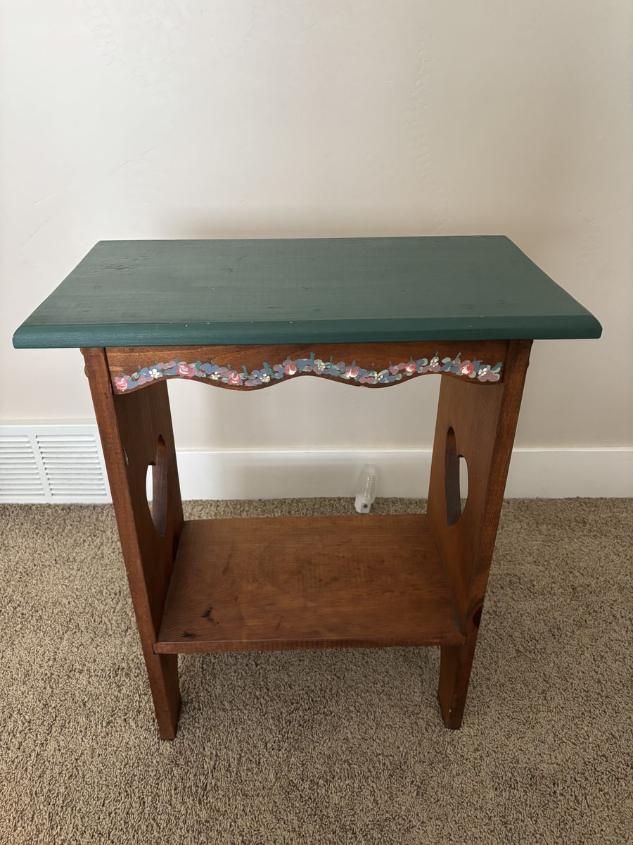 Kids table