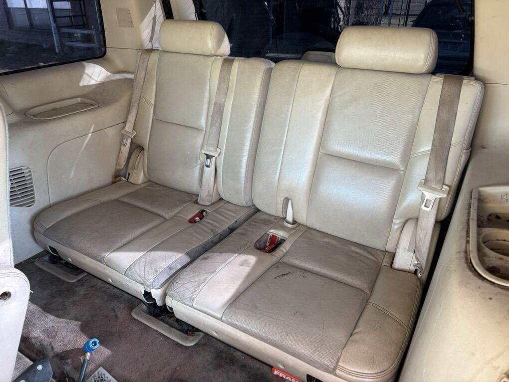 GMT900 Denali Tahoe Yukon Escalade Third Row Seats