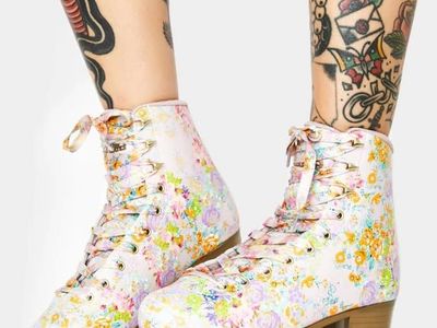 Never Used: Limited Edition Floral Impala Roller Skates Size US 9 EUR 40
