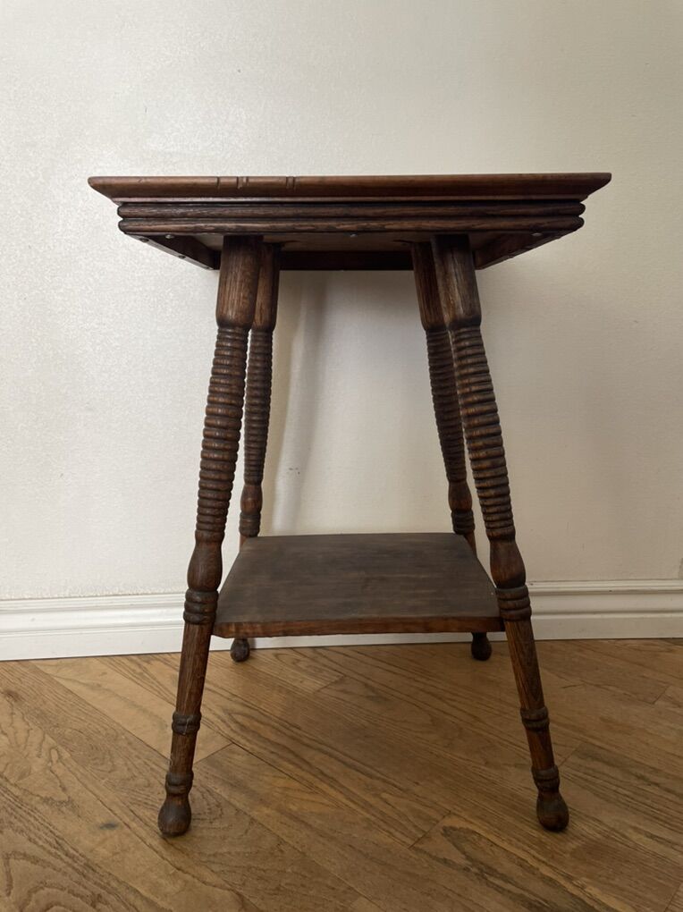 American Classics Wood 2Tier Turned Leg Side Table