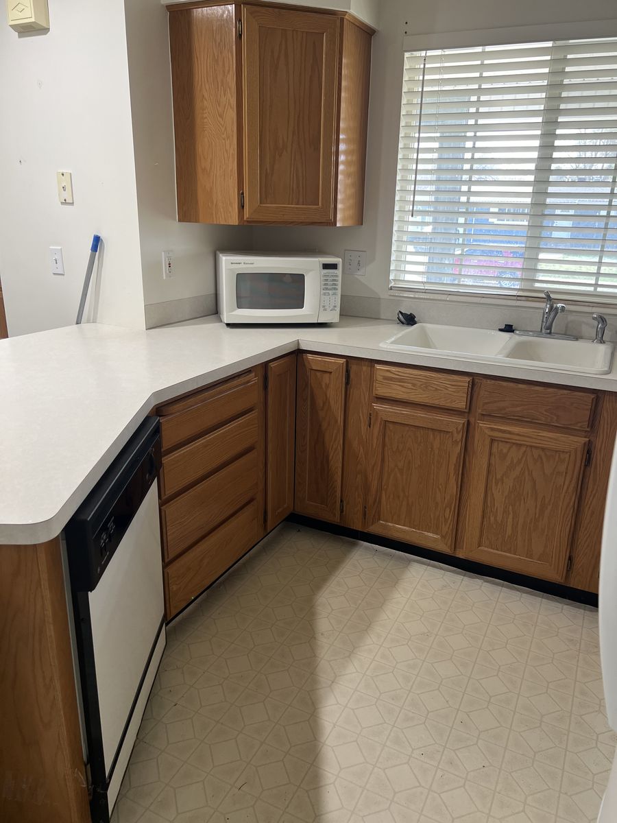 Oak Kitchen Cabinets