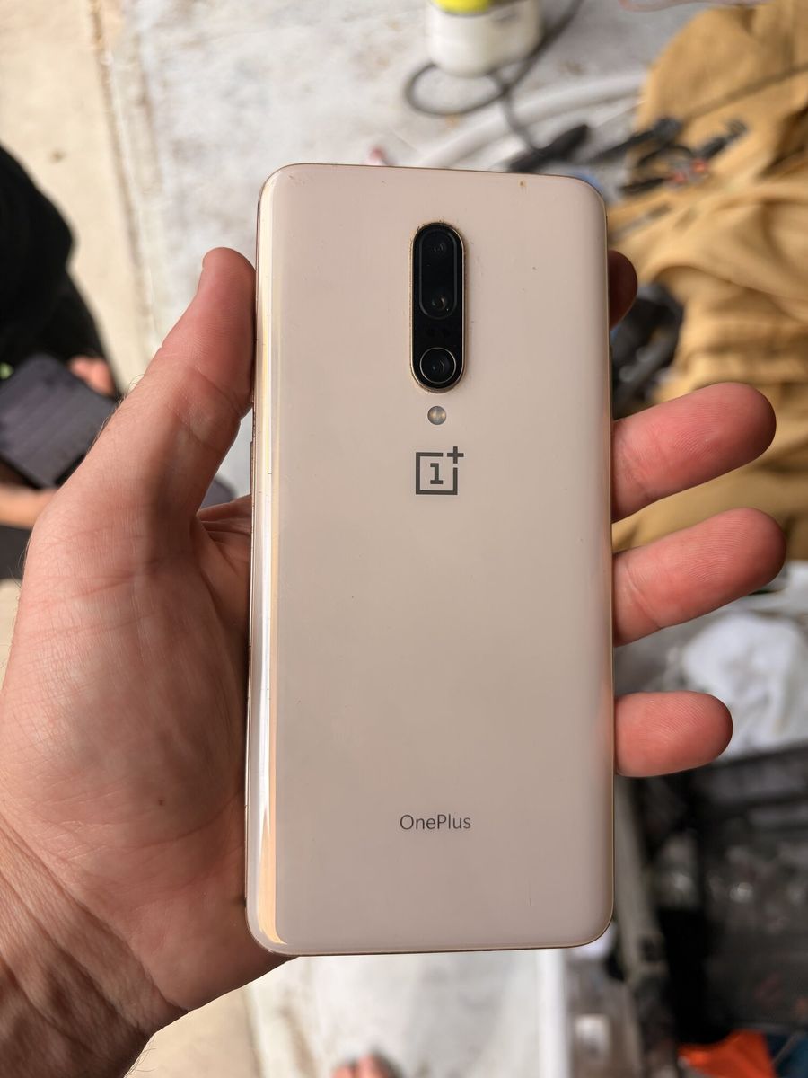 OnePlus 7 Pro - Almond, Unlocked (cracked screen)