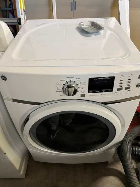 Dryer - GE, Used