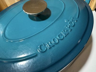 Crock-Pot Enameled 7 qt. Cast Iron Oval Dutch Oven Teal Blue with Lid - Used once - $22