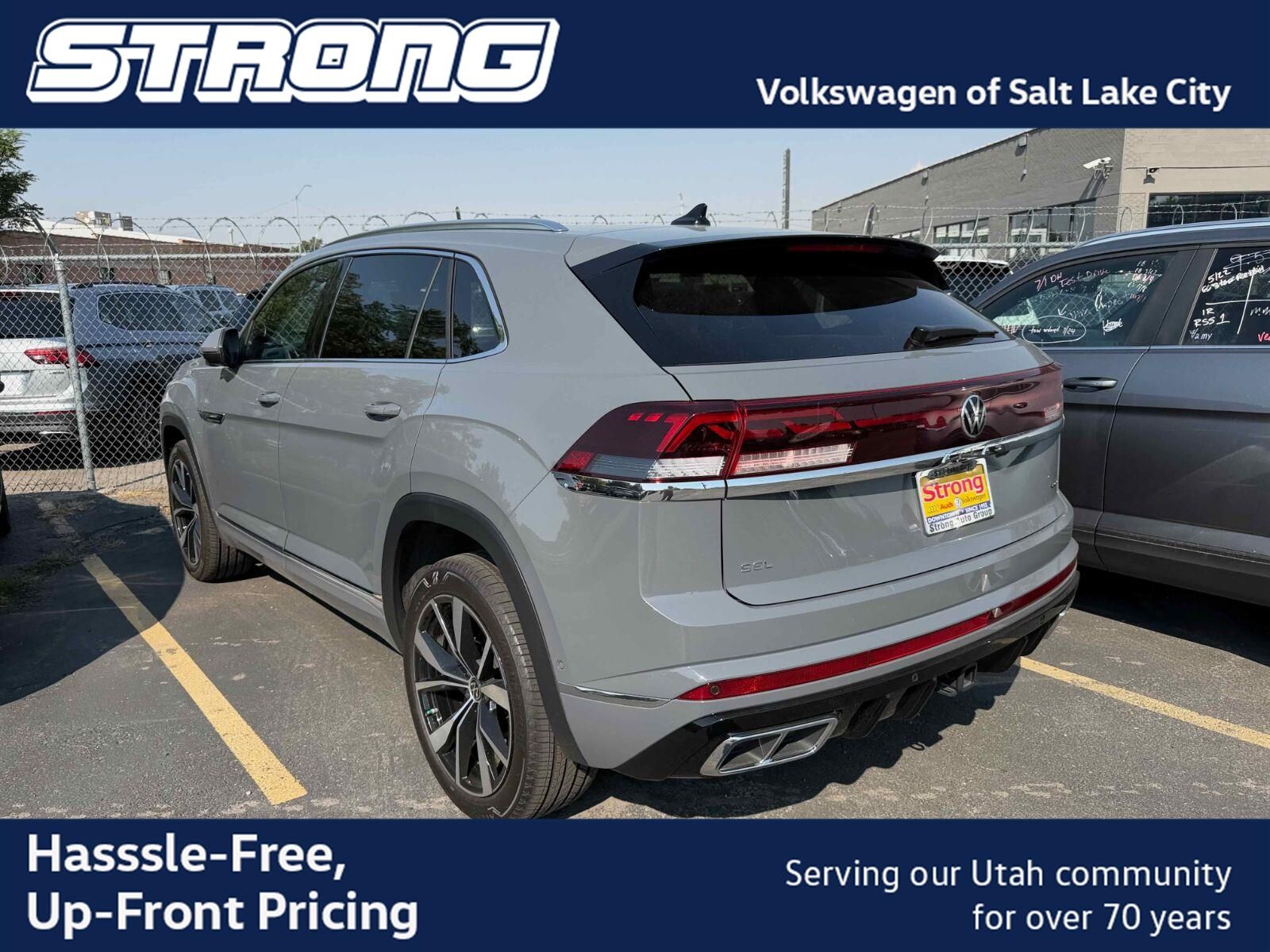 2026 Volkswagen Atlas Cross Sport SEL Premium R-Line 4Motion