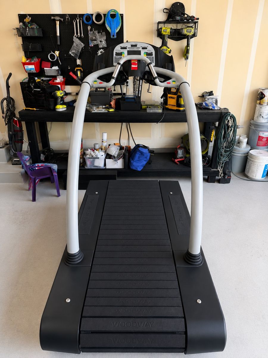 Refurbished Woodway Desmo Commercial Treadmill – 9,359 Miles –