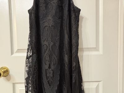 Women’s Dresses — Sizes Medium/Large — $8–$20