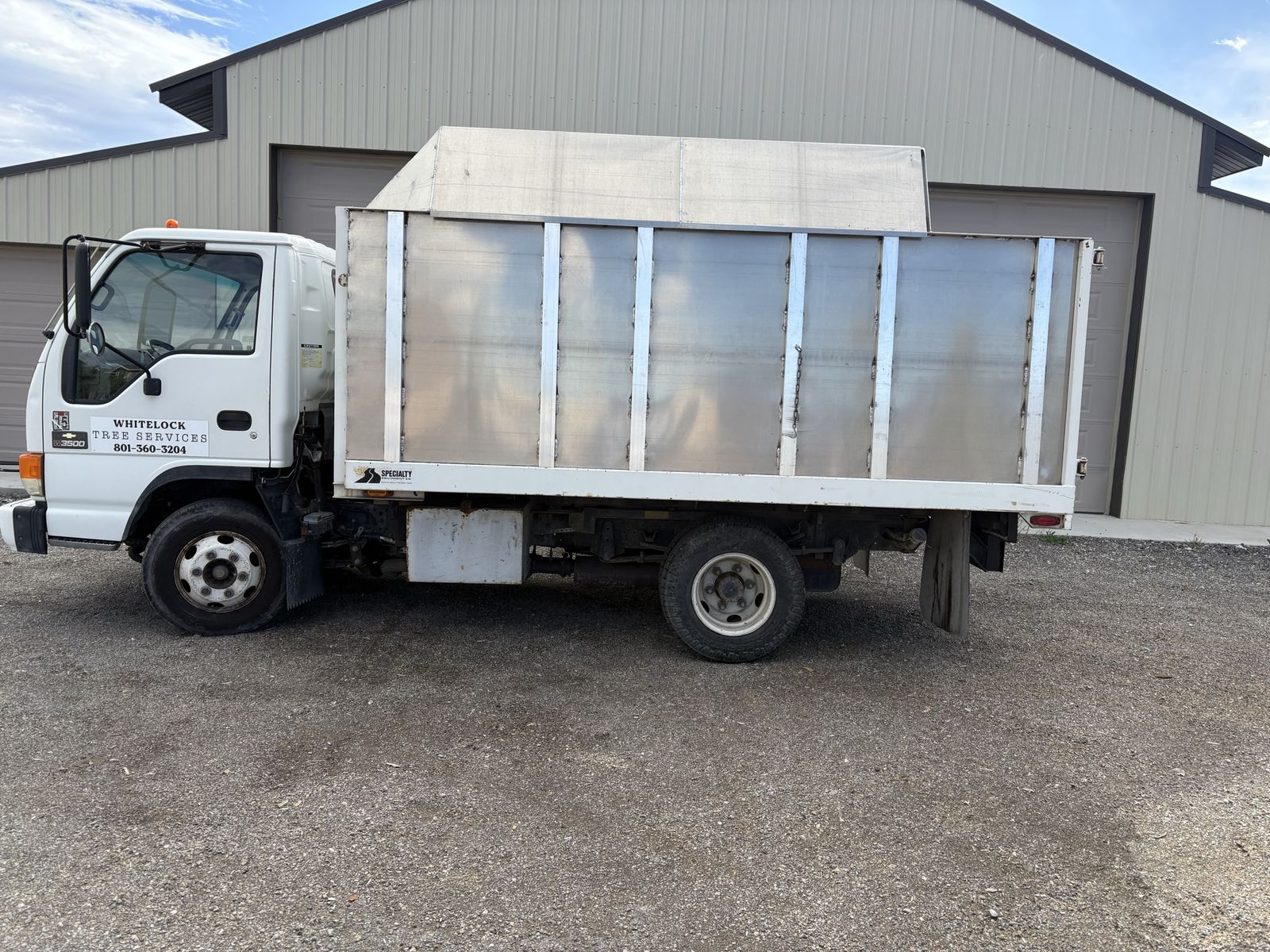 2004 Chipper Truck