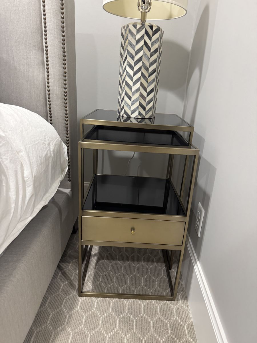 2 Piece POTTERY BARN Bexley Nesting Nightstands