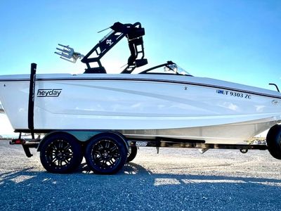 2022 Heyday WT-2DC SURF/WAKE BOAT -LOADED-