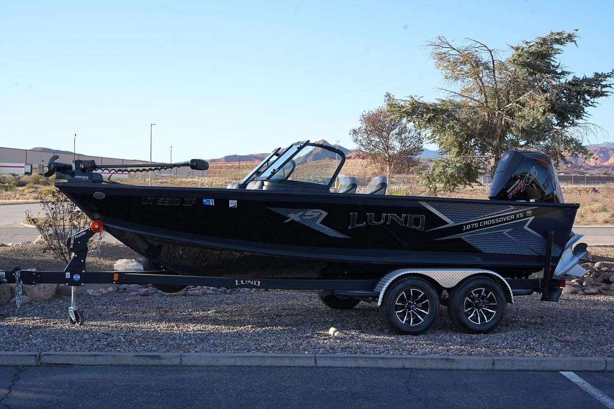 2023 Lund 1875 Crossover XS Sport