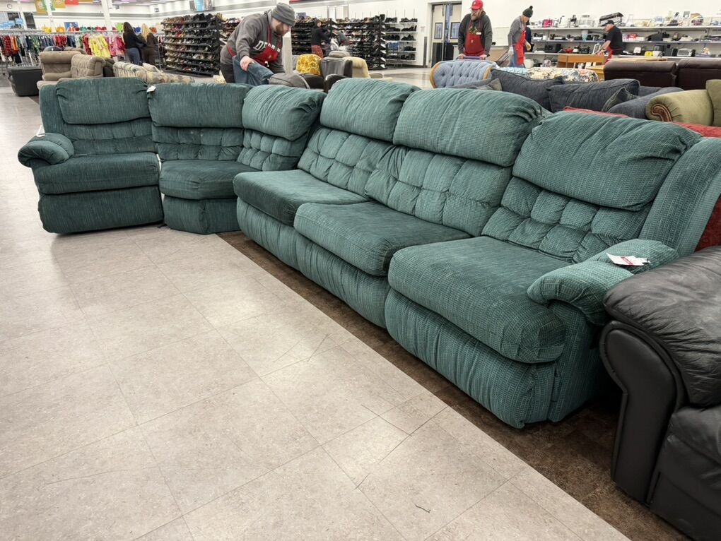 Green La-z-boy Dual Reclining And Queen Hideabed