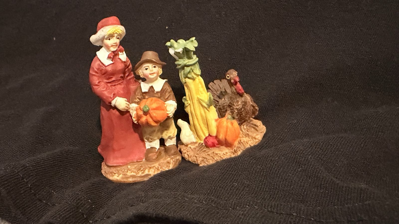 Vintage Thanksgiving Pilgrim Woman & Child Figurine Set, Resin Harvest Decor