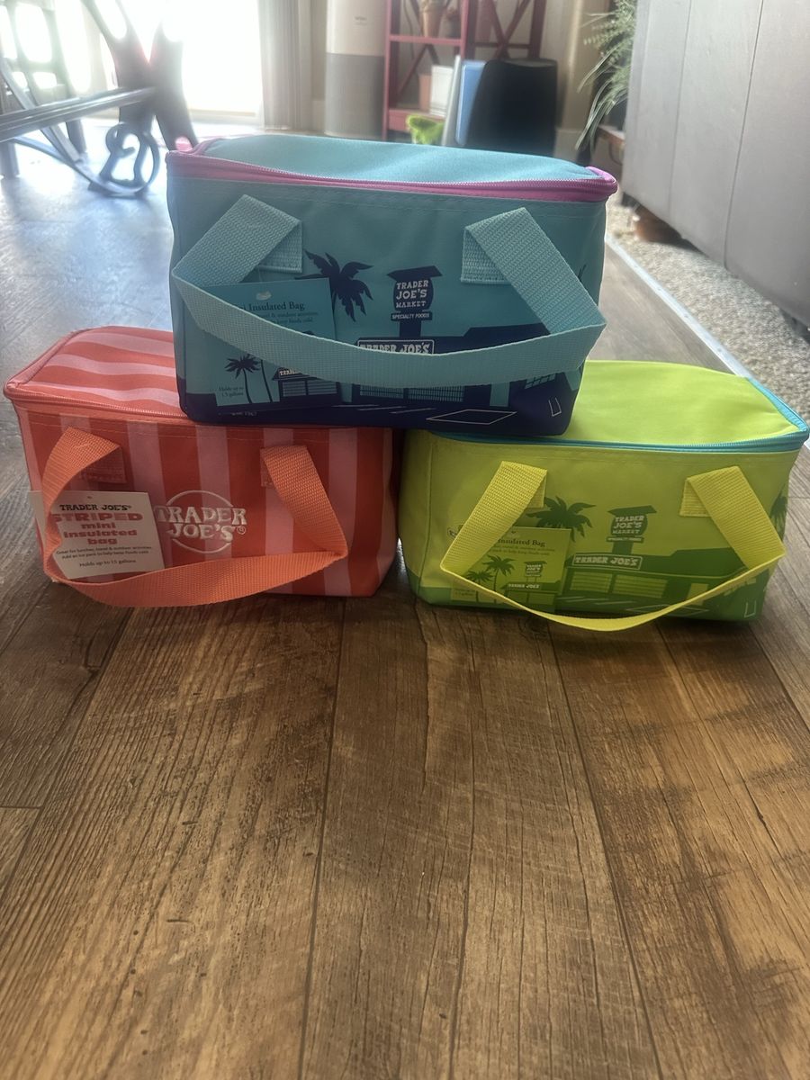 Trader Joe’s limited edition mini insulated bags