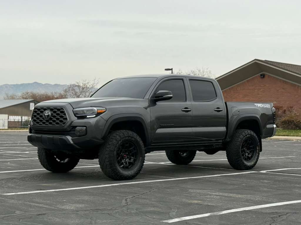 2023 Toyota Tacoma TRD Off-Road