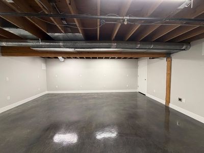 Great Sandy Location Office Space for Rent with Possibility to Expand