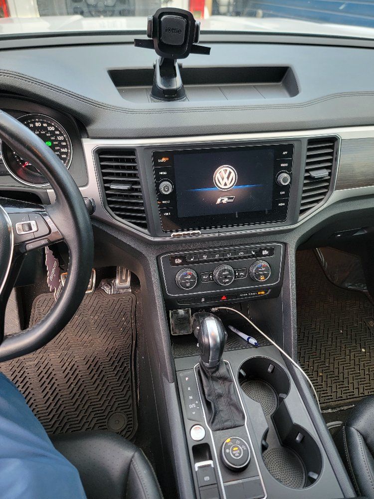 Main image 12