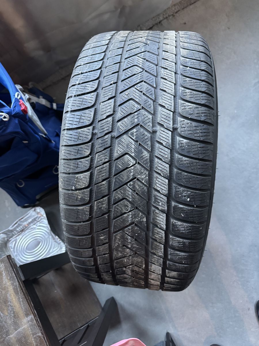 AMG 4X 21' Staggered Wheels And Winter Tires