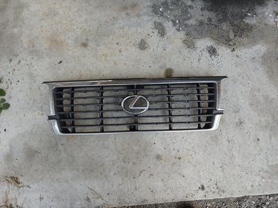 LX450 Grille