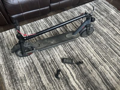 HiBoy S2 for Parts or Repair (charger included)
