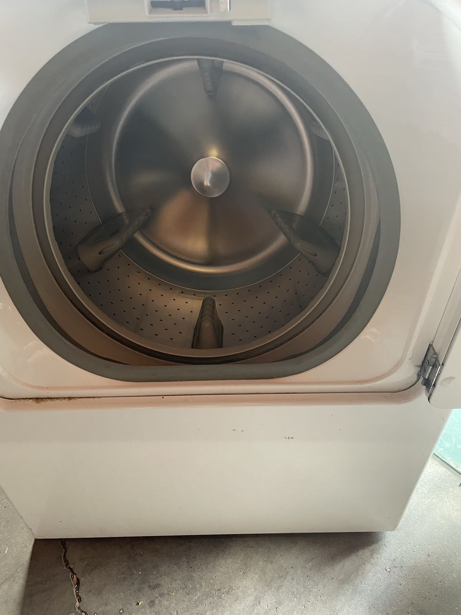 Main image 6