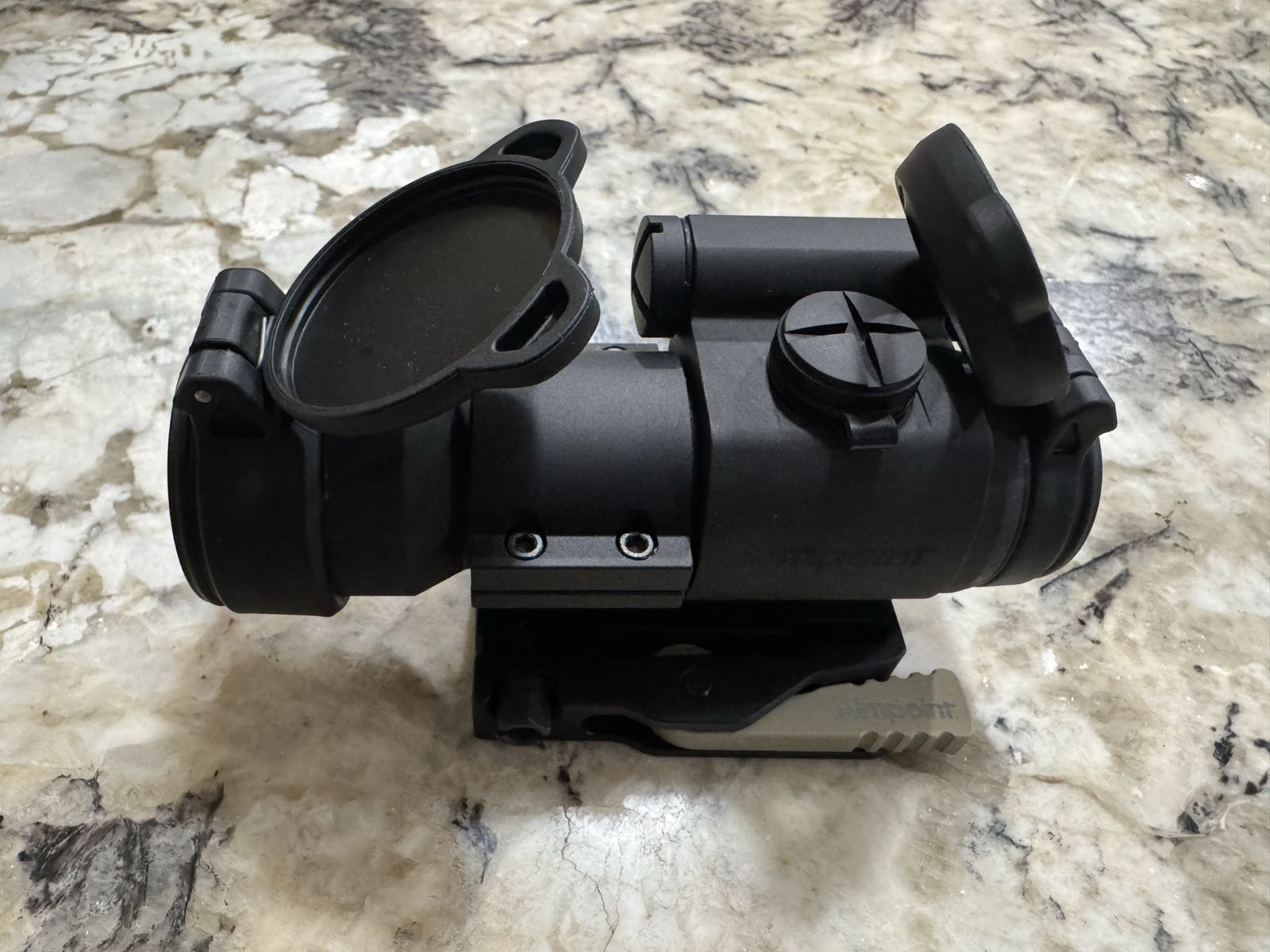 Aimpoint PRO with LRP Mount