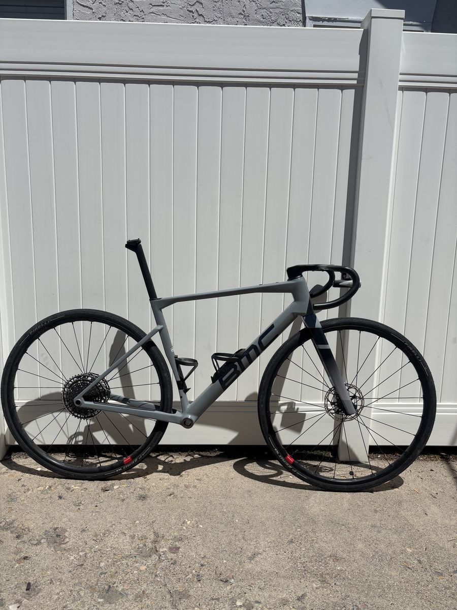 BMC Kaius 01 + Reserve GR 25 wheels