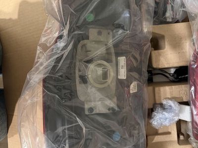 OEM 2020 thru 2022 Ford F250/F350 taillights without the sensor module