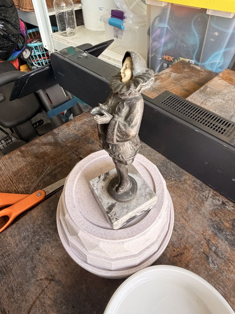 Main image 7