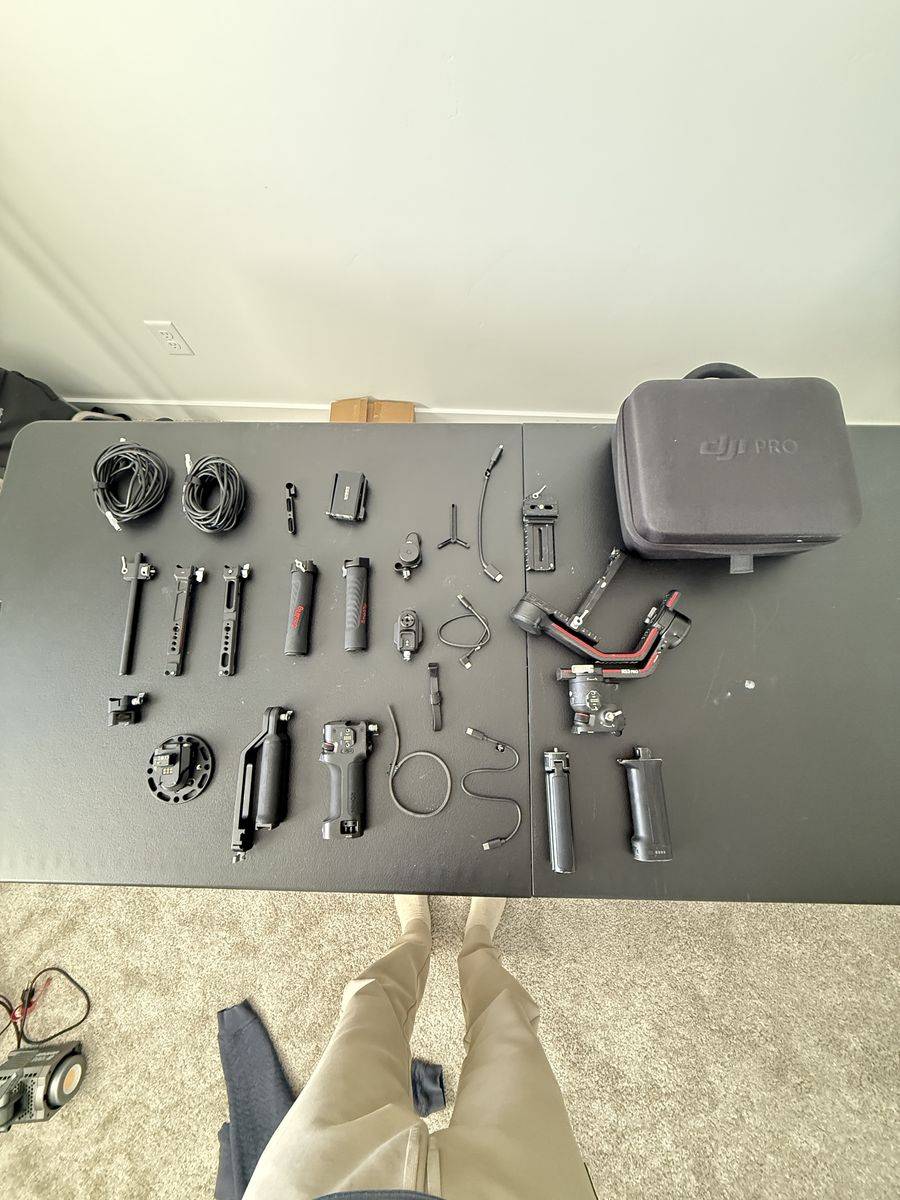 DJI RS3 PRO GIMBAL COMBO + ACCESSORIES