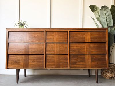 *FREE DELIVERY* Vintage Ward MCM Dresser/Sideboard!