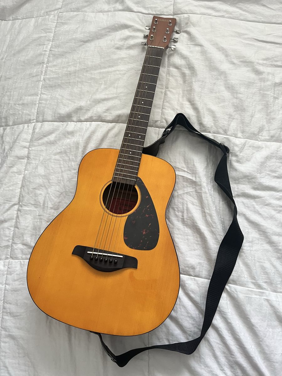 Yamaha FG-Junior Acoustic Guitar