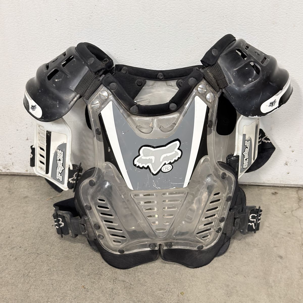 Fox Racing Roost 2 Chest Protector - Adult Size