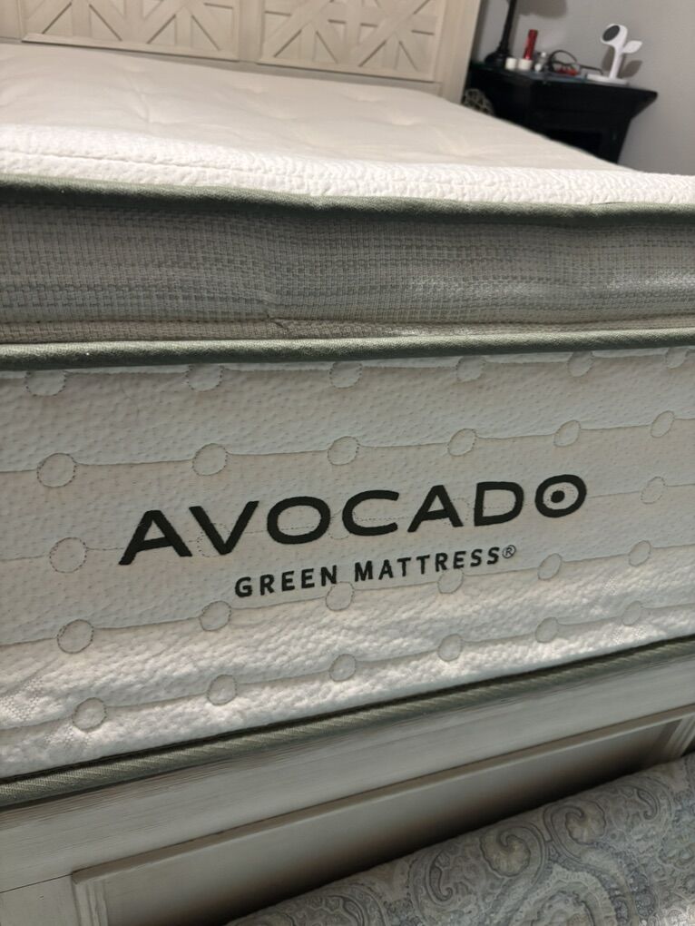 King Avocado Mattress Totally Clean